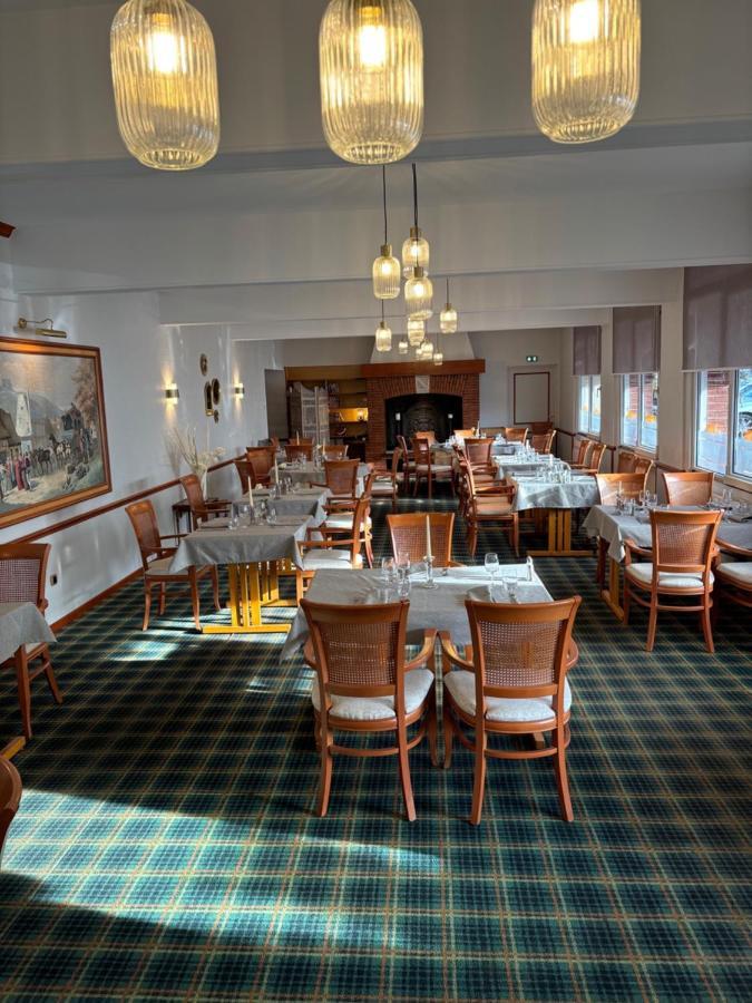 Hotel & Restaurant Le Cardinal Poix-de-Picardie Экстерьер фото